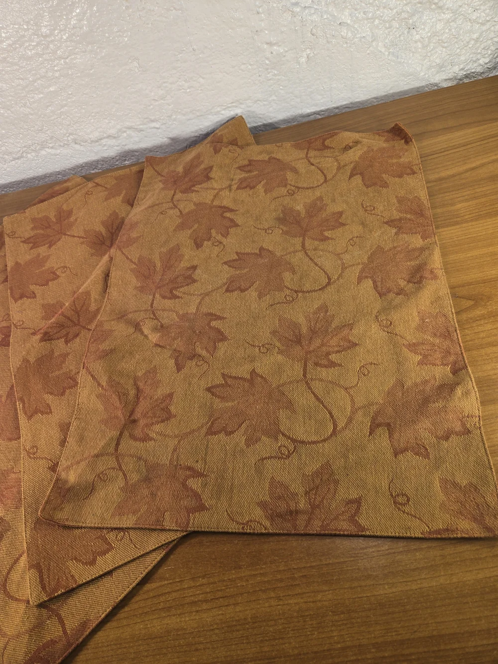 Lot of 4 Fall Placemats 100% Cotton Autumn Pumpkin Leaf Reversible